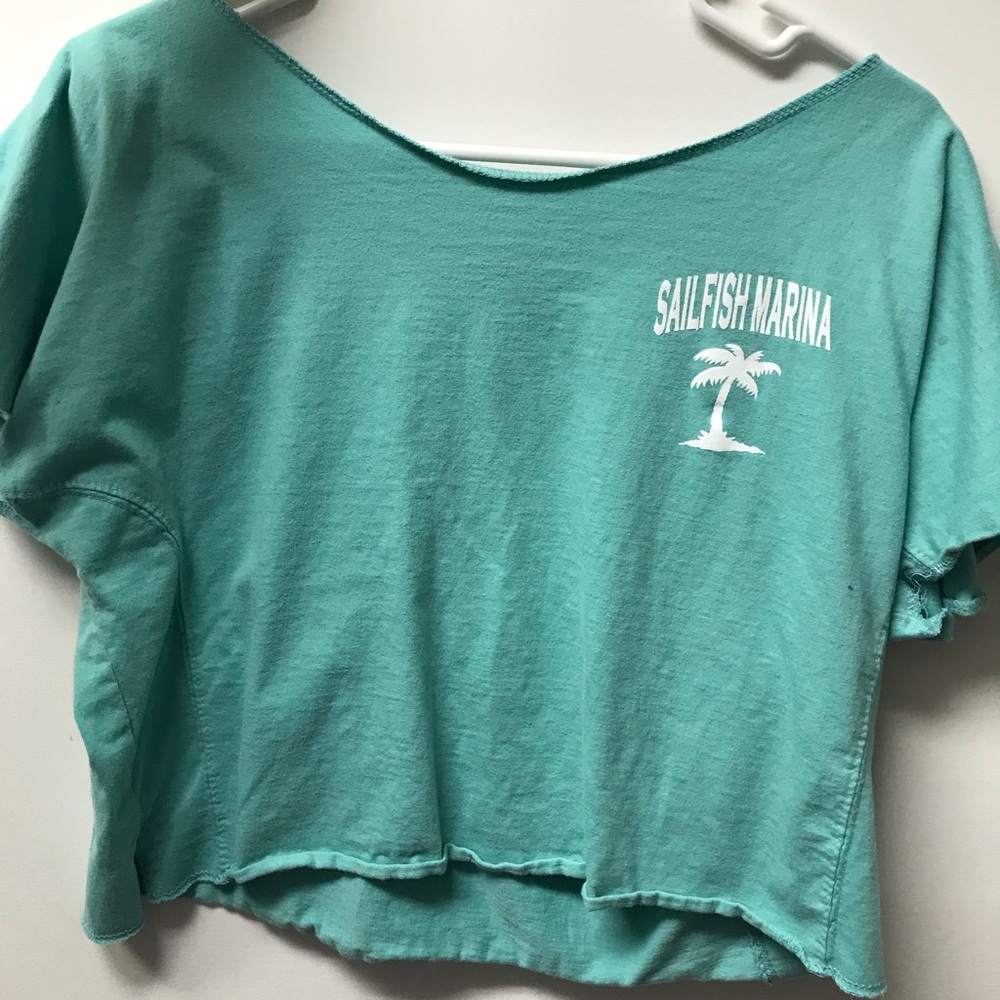 Shirt sleeve cropped mint green t-shirt